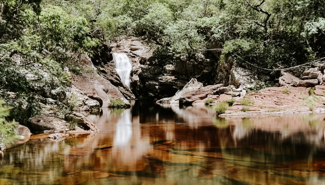 Cachoeira do Buracão – O Tesouro Escondido de Fechados - Imagem: santana-cachoeira-buracao-201.jpg